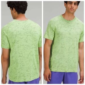 Lululemon Mens Metal Vent Tech 2.0 Medium Lime Green Print